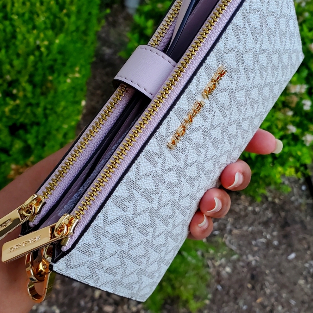 New Michael kors Wallet Double Zipper Vanilla with pink color